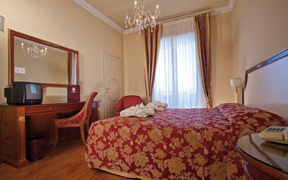 Hotel Terme Salus أبانو تيرمي المظهر الخارجي الصورة